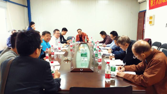 论证会现。 摄）1.jpg