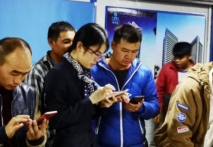 邕江上游项目办理现场。黎子宁 摄.jpg