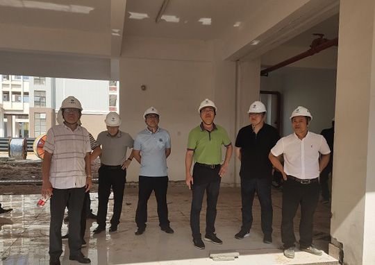 现场领导。李斌 摄（建图）.jpg
