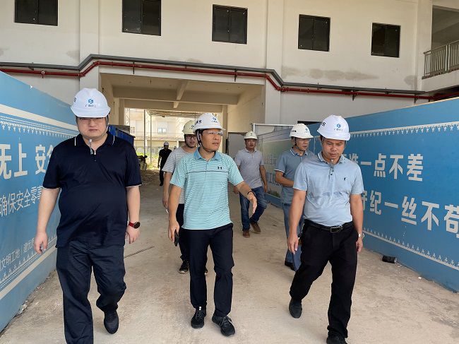 查抄现场。刘博群 摄（建图）.jpg
