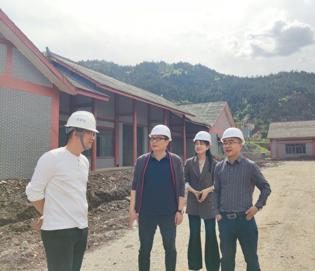 查抄现场。班华朋 摄（建图）.jpg