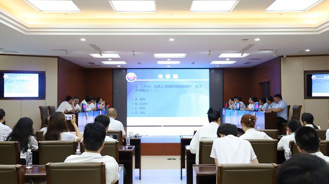 抢答环节。杨钰 摄（建图）.jpg