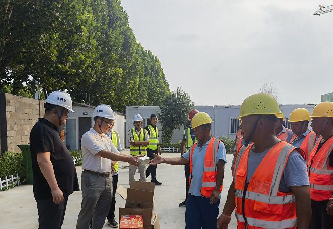 活动现场。杨醒晨 摄（建图）.jpg