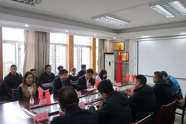 岑廷义宣贯人事任免决定。杨明皓 摄（建图）.jpg