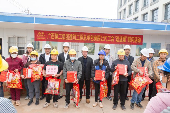 现场所影留想。郭奎君摄（建图）.jpg